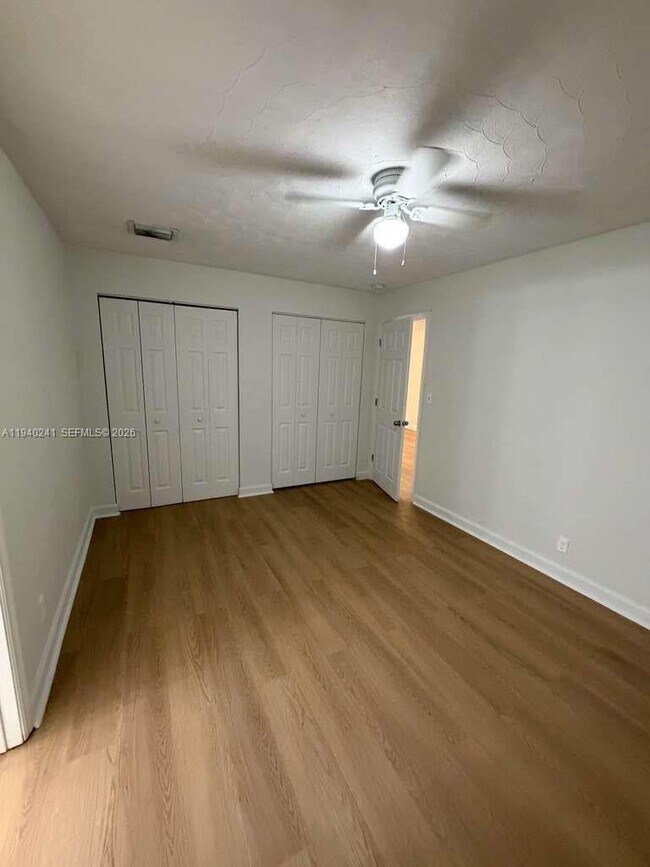 Building Photo - 1221 NW 5th Ave