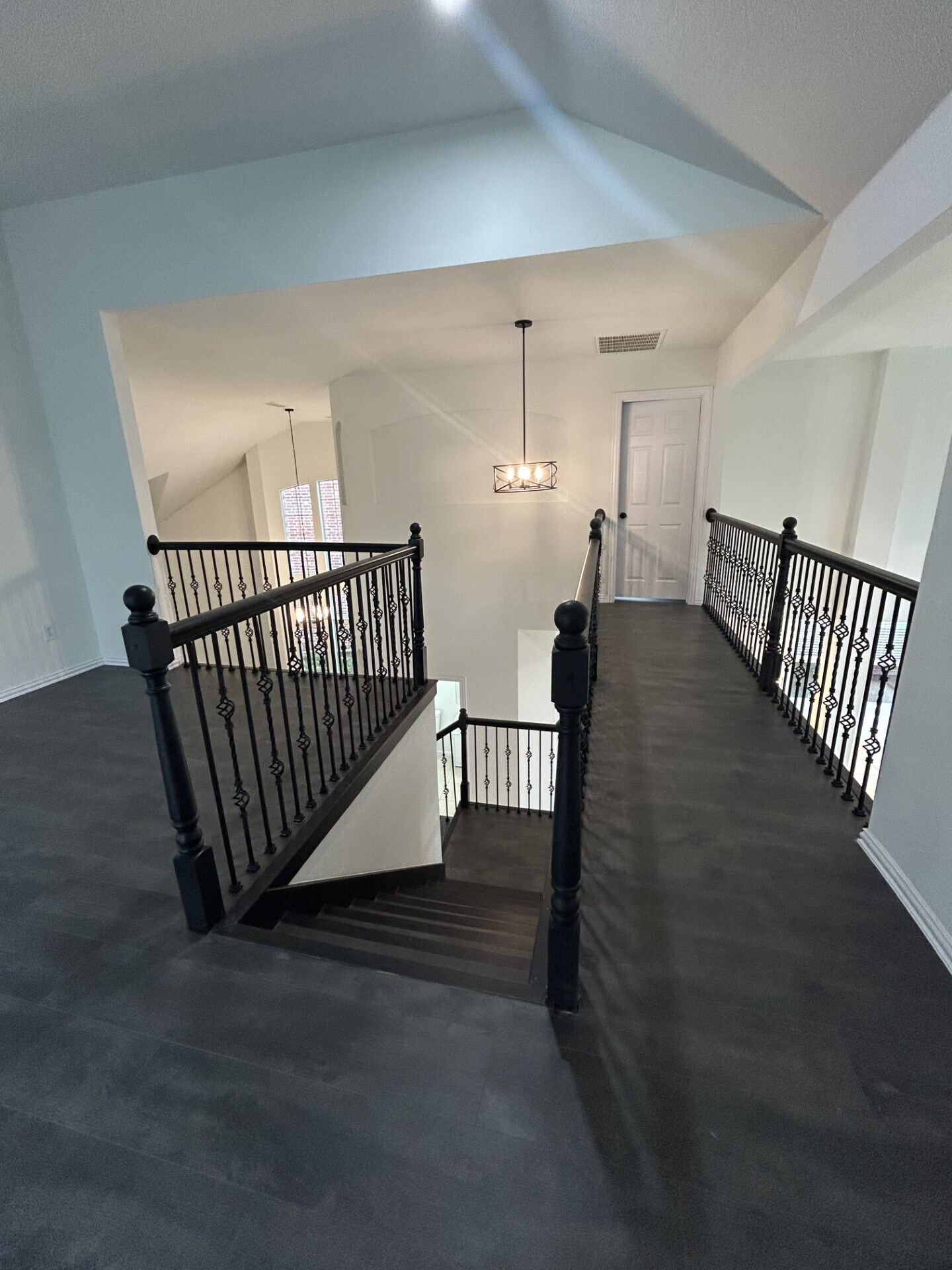 Building Photo - 412 Cypress Hill Dr