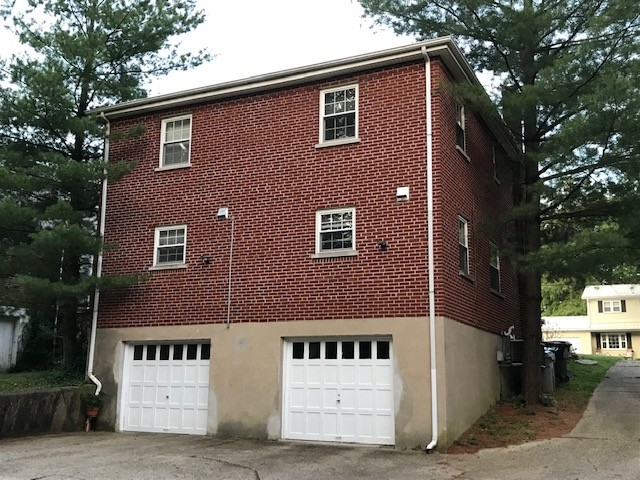 Building Photo - 54 Woodlawn Ave