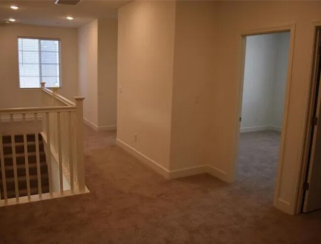 Building Photo - 8168 Oxbow Lndg Lp