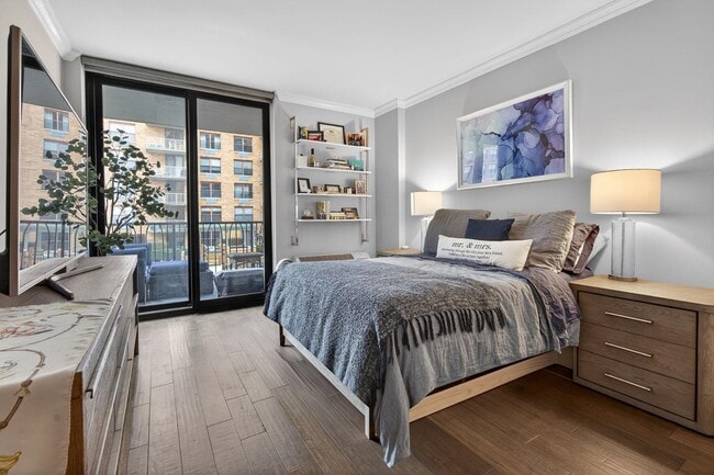 Building Photo - 2 Constitution Ct