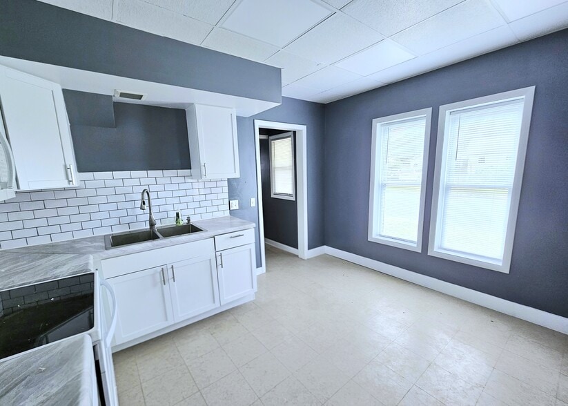 Main Level- Kitchen - 169 East Ave N