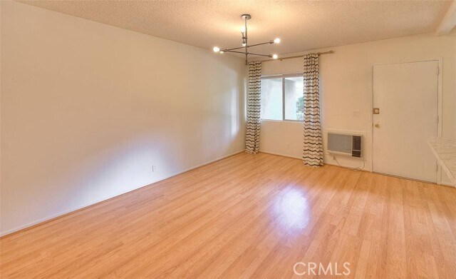 Building Photo - 504 S Euclid Ave