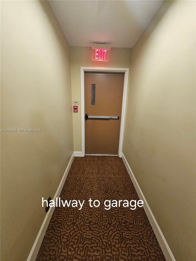 Building Photo - 7350 SW 89th St