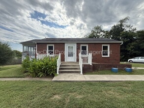Building Photo - 181 Truslow Rd