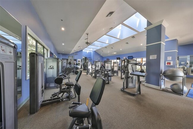 Building Photo - 5409 Sunset Falls Dr