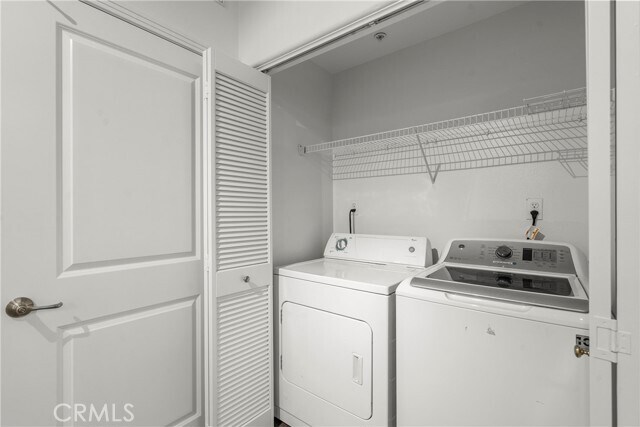 Building Photo - 100 S Alameda St