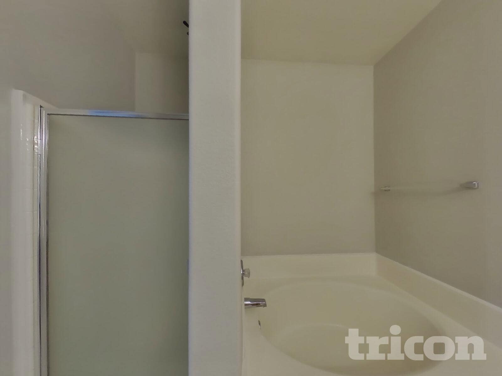 Building Photo - 6613 W Miami St