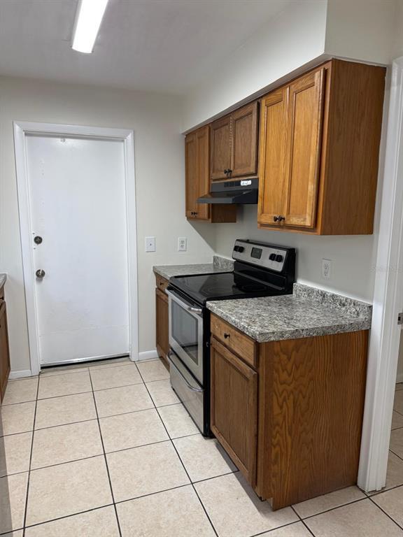 Building Photo - 5915 NW 23rd Terrace