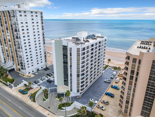 Building Photo - 3013 S Atlantic Ave