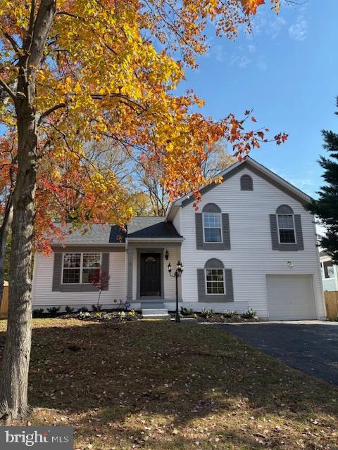 Building Photo - 6135 Rainbow Dr