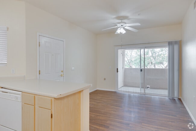 2BR, 2BA - 880SF - Living Room - Oasis at Mesa Palms Retirement Community