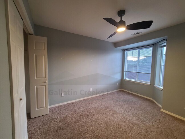 Building Photo - 1098 Longbow Ln