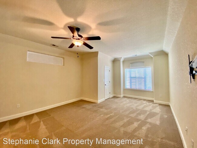 Building Photo - 4 br, 3.5 bath House - 5452 Carbon Court