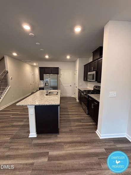 Building Photo - 163 Copper Fox Ln