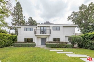 Building Photo - 602 S Lucerne Blvd