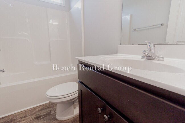 Building Photo - 3 Bedroom ~ Close to Historic Downtown Conway
