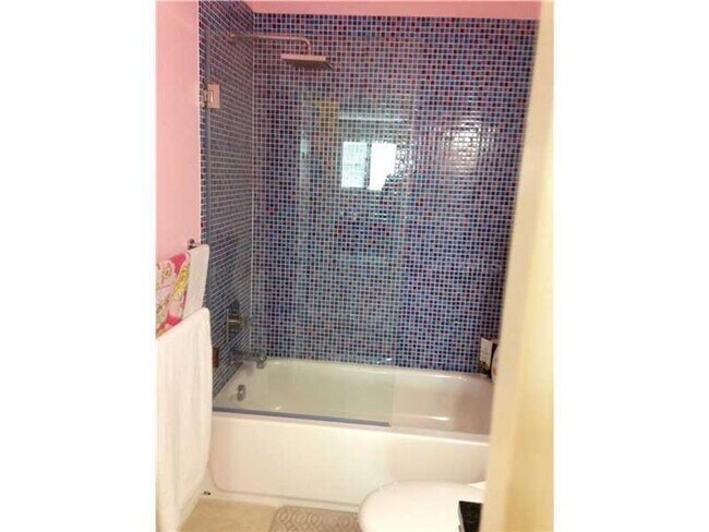 Building Photo - 607 Wisteria Ct