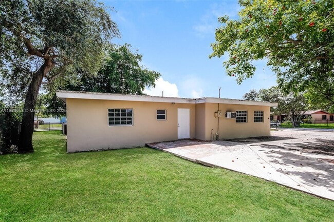 Building Photo - 1351 NW 188th Terrace