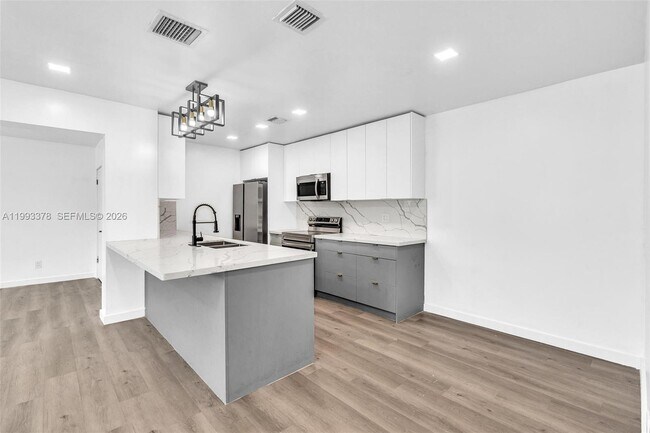 Building Photo - 7041 Raleigh St