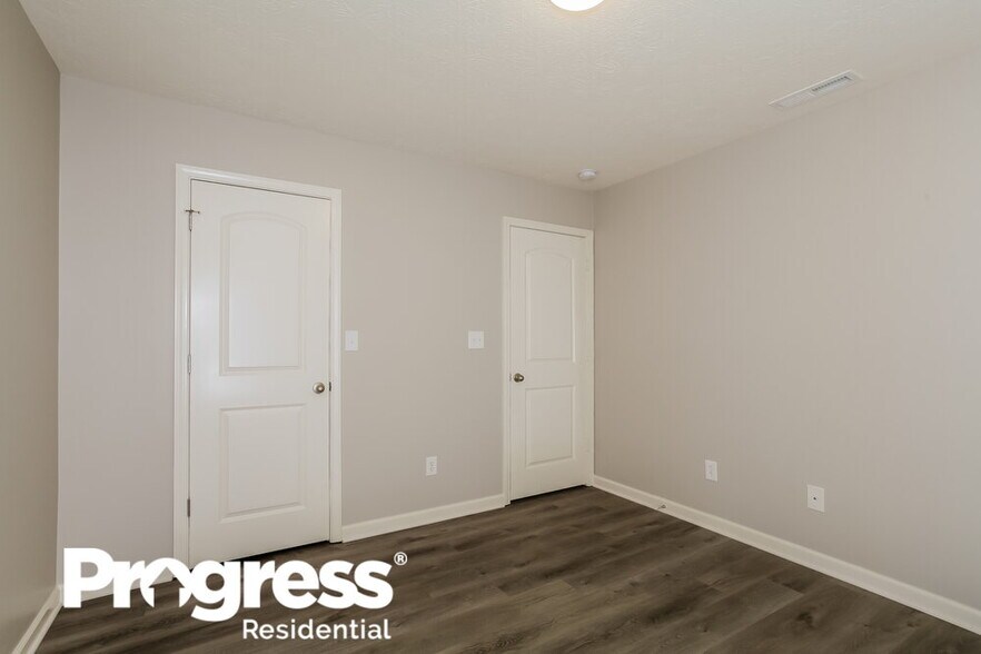 Building Photo - 10602 Scotwood St