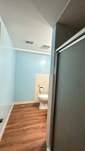 Building Photo - 4819 W Winnemac Ave