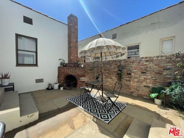 Building Photo - 2610 S Halm Ave