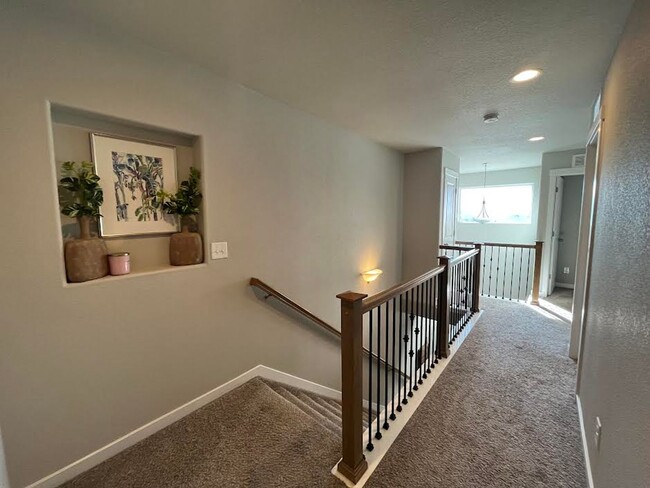 Building Photo - Beautiful 3 BD 2.5 BA Single Family Home, ...