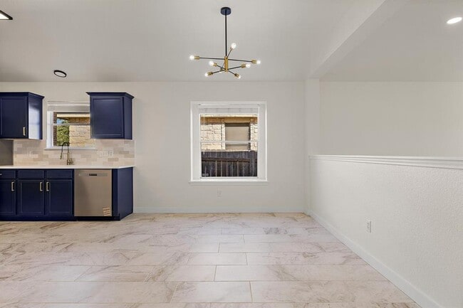 Building Photo - 3219 Arroyo Bluff Ln