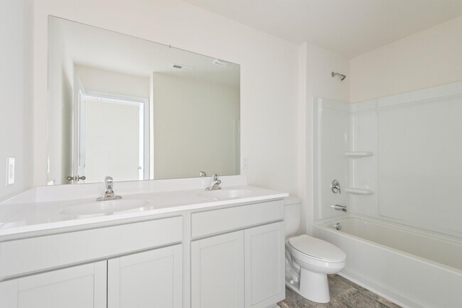Building Photo - 4742 Willow Bluff Cir