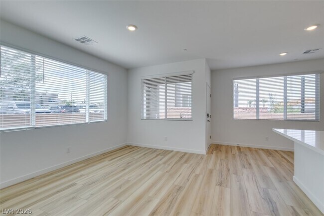 Building Photo - 1035 Valeria Rdg Ln