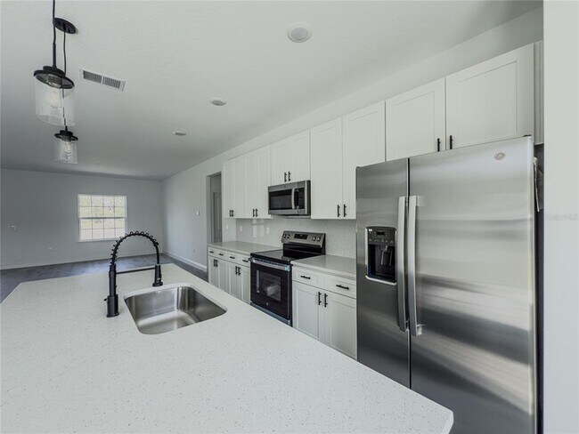 Building Photo - 4240 SW 169th Ln Rd