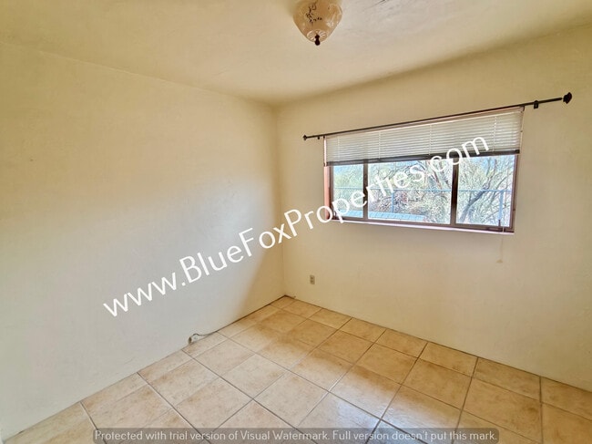 Building Photo - 6728 N Abington Rd