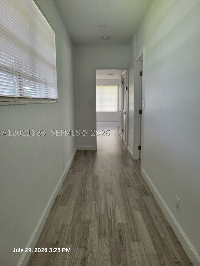 Building Photo - 13220 SW 99th Ct