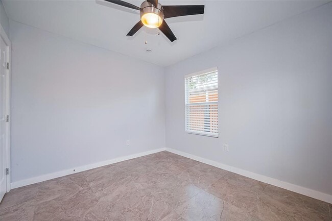 Building Photo - 52 Penway St