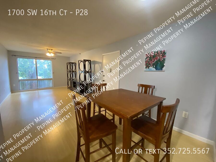 Building Photo - 1700 SW 16th Ct