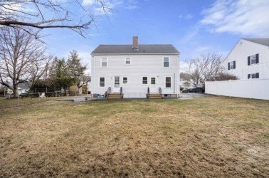 Building Photo - 98 Uncatena Ave