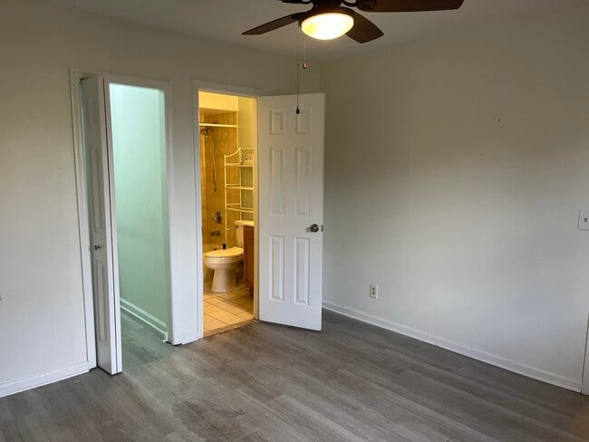 Building Photo - 491 SW Curtis St