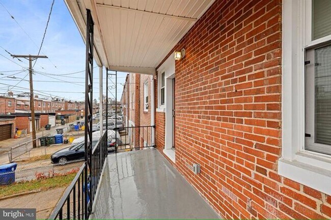Building Photo - Available Now- Beautiful 3 Bedroom, 2 Bath Home in Baltimore, MD!