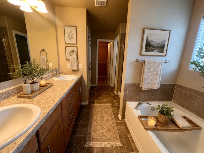 Building Photo - Gorgeous 3 Bedroom Home in Northeast CO Springs!