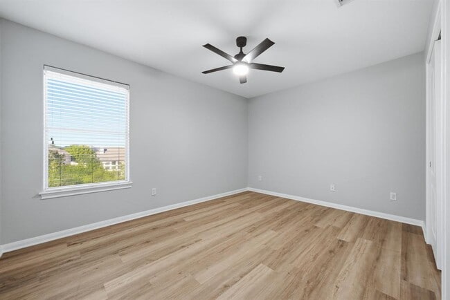 Building Photo - 7404 Journeyville Dr