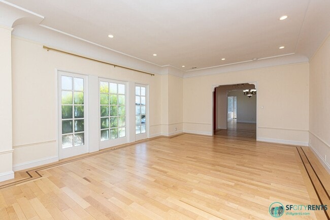 Building Photo - Elegant 4BD / 4BA Home in Balboa Terrace —...