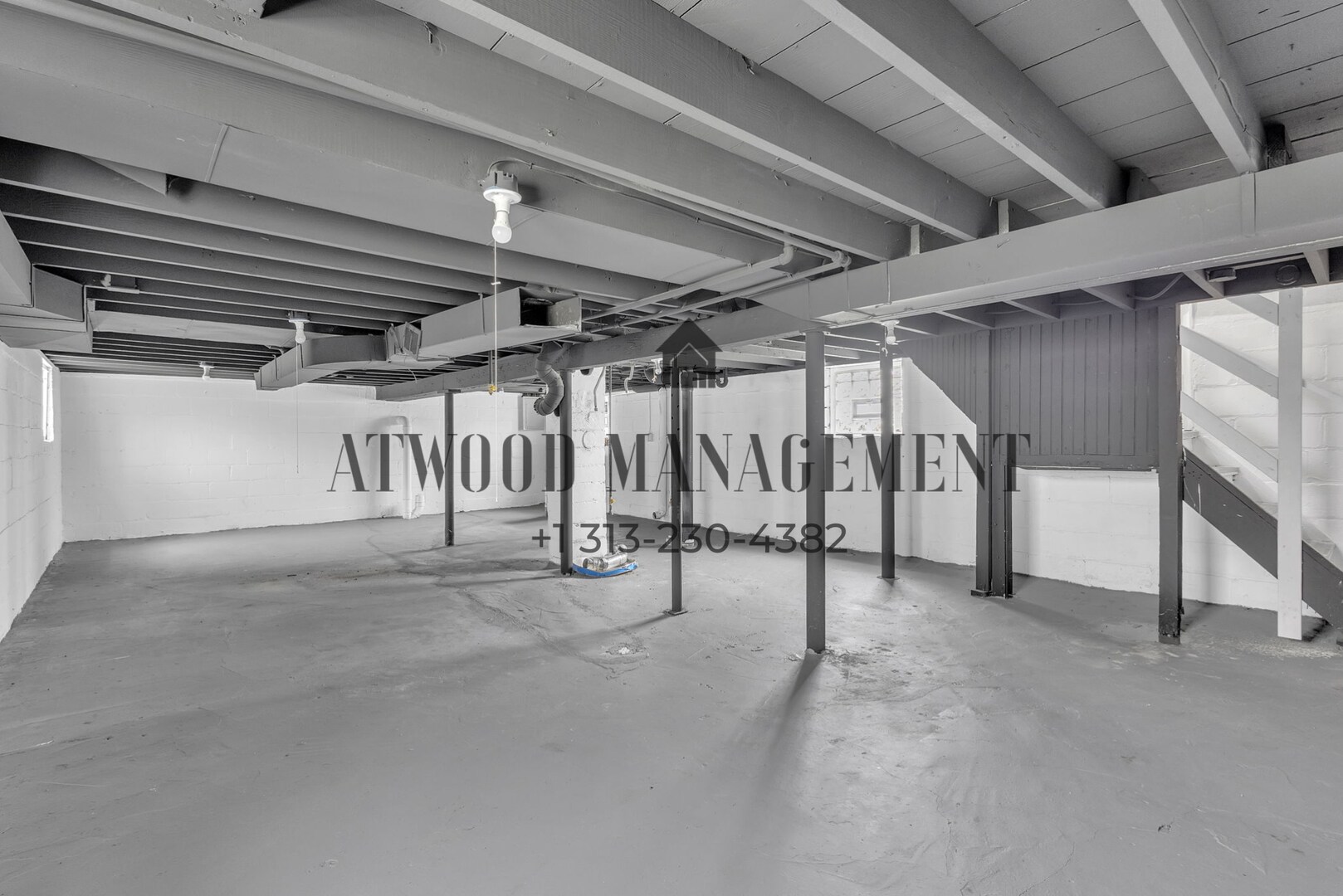 Building Photo - This beautifully updated 4-bedroom, 2-bath single-family home is ready for move-in!