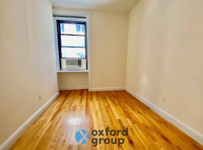 Building Photo - 0 bedroom in Flatiron District NY 10010