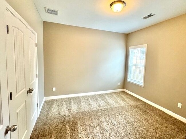 Building Photo - Now Leasing a 4-Bedroom 2 Home At Stonebriar