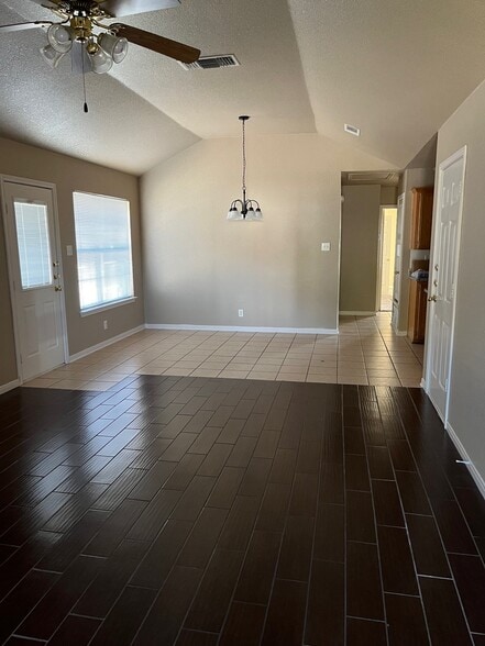 Dining Room - 4708 John David Dr