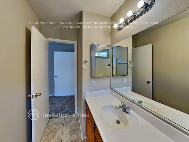 Building Photo - 22536 W Cocopah St