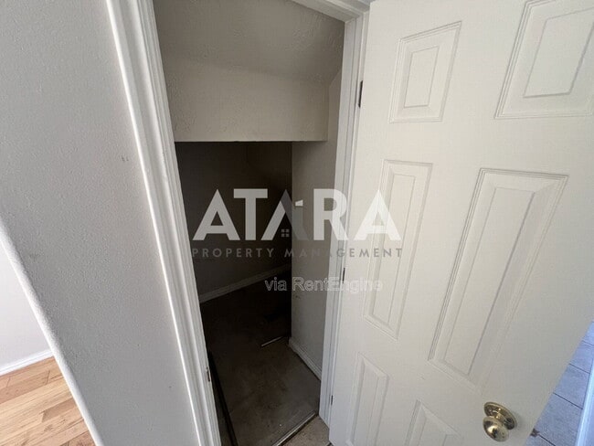 Building Photo - 254 Bliss Ct