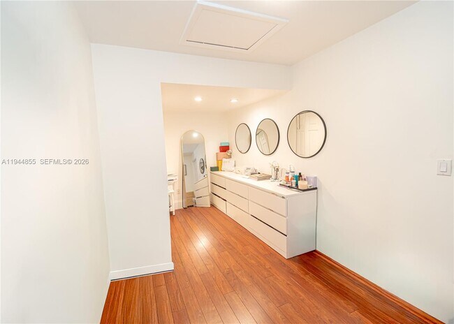 Building Photo - 9939 NW 47th Terrace