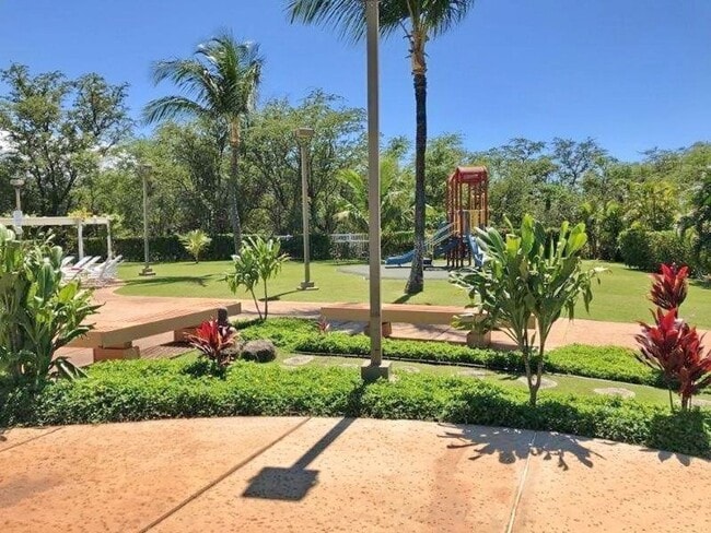 Building Photo - Highly Desirable Villas at Kenolio Ground Floor Corner Unit Available 5/1/26